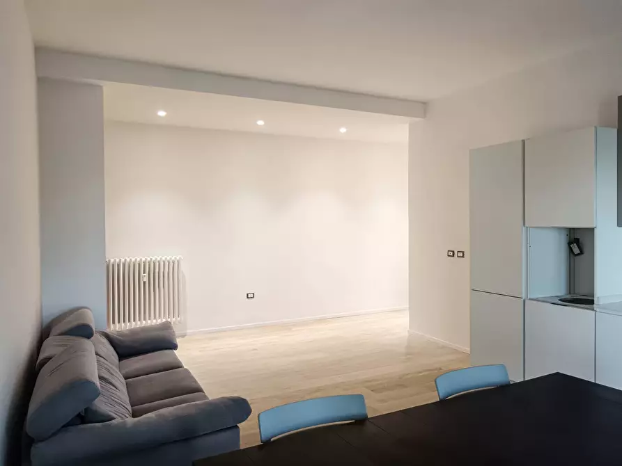 Immagine 3 di Appartamento in vendita  in VIA FEDERICO SALOMONE 99 a Chieti