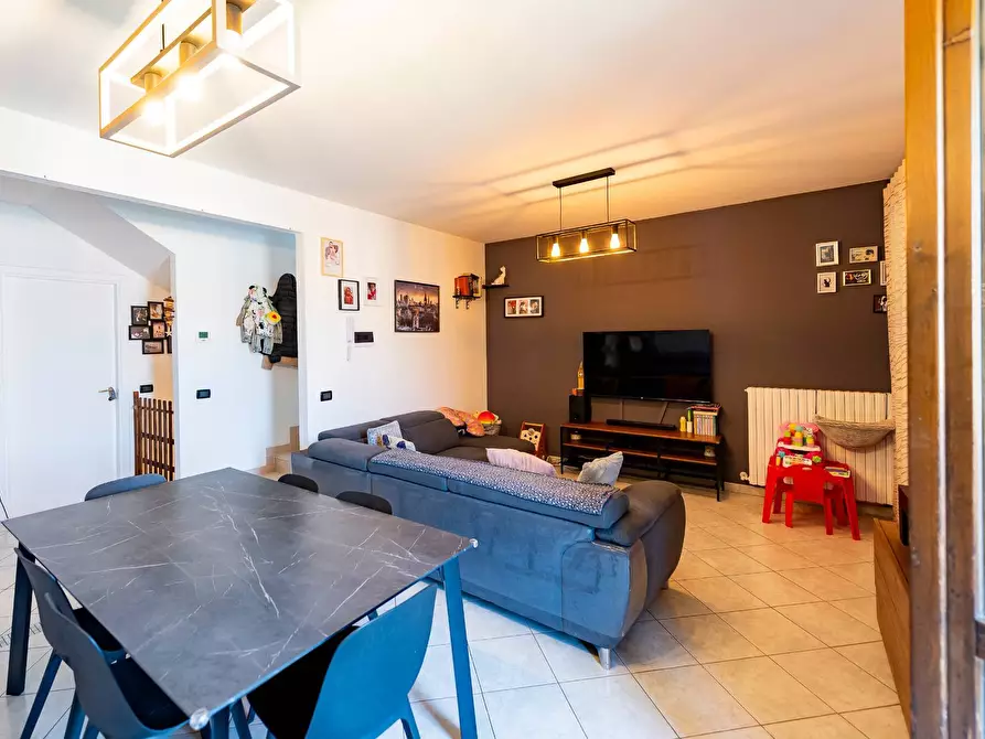 Immagine 4 di Appartamento in vendita  in via silvio pellico 22 a Manoppello