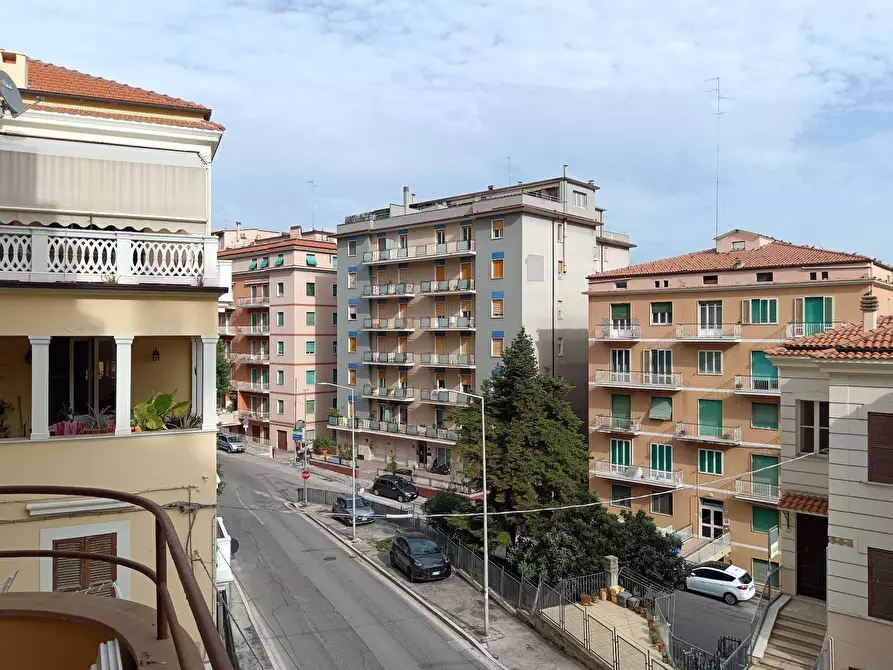 Immagine 10 di Appartamento in vendita  a Chieti