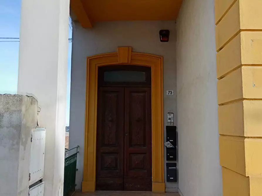 Immagine 2 di Appartamento in vendita  a Chieti