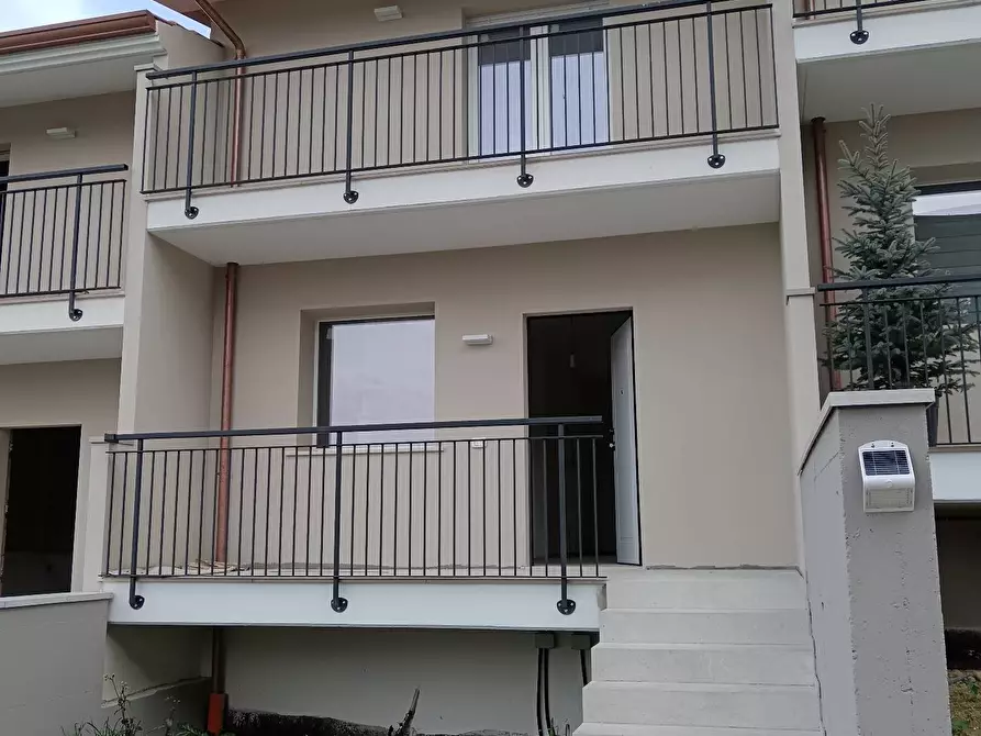 Immagine 1 di Villetta a schiera in vendita  in contrada canale a Bucchianico