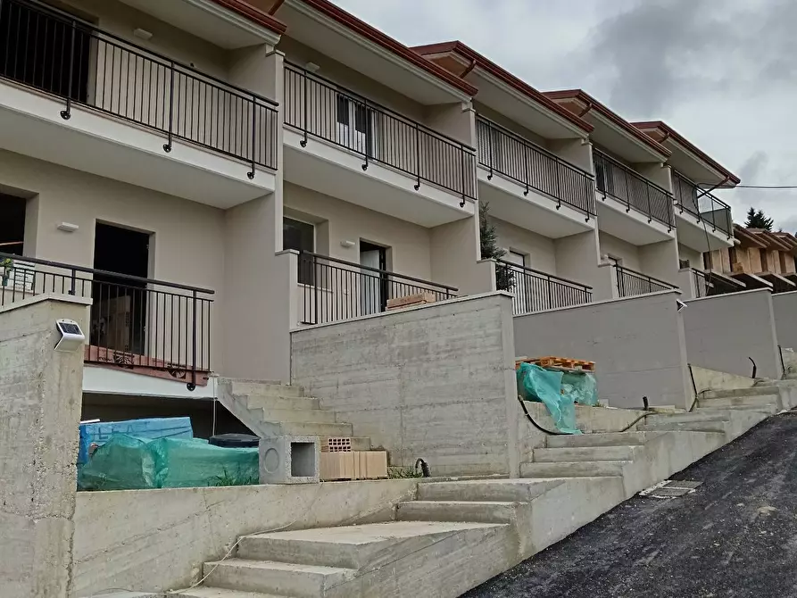 Immagine 28 di Villetta a schiera in vendita  in contrada canale a Bucchianico