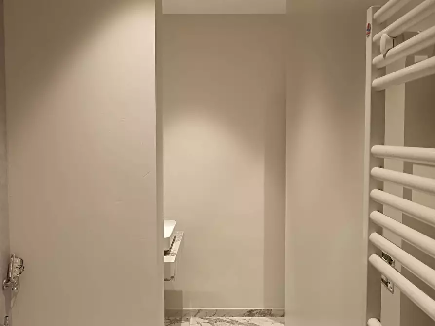 Immagine 8 di Appartamento in vendita  a Chieti