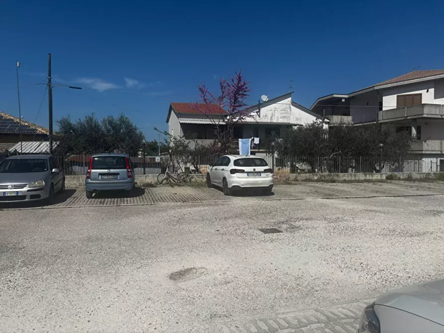 Immagine 10 di Appartamento in vendita  in via dei platani 36 a Pianella