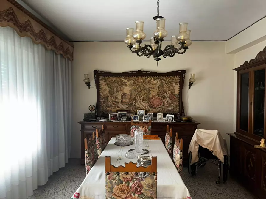 Immagine 1 di Appartamento in vendita  in via parladore 3 a Chieti