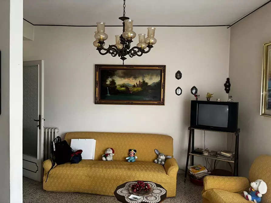Immagine 3 di Appartamento in vendita  in via parladore 3 a Chieti