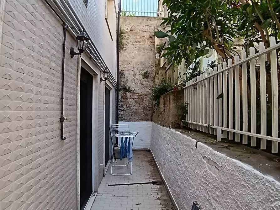 Immagine 10 di Appartamento in affitto  in Via Madonna degli Angeli 46 a Chieti