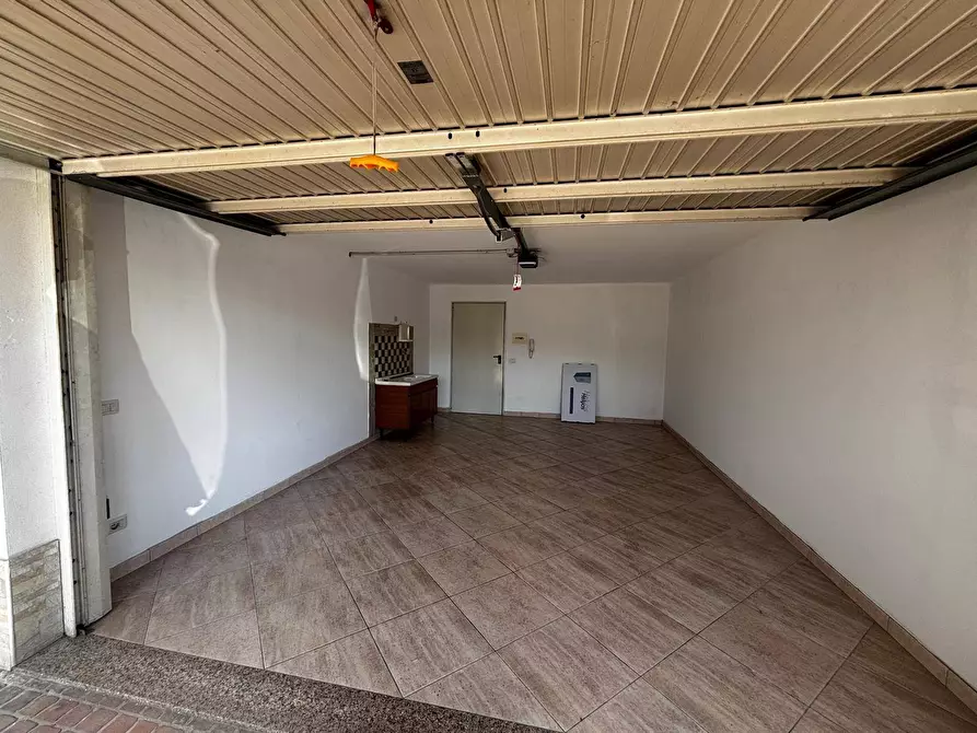 Immagine 13 di Appartamento in vendita  in VIA TEVERE 1 a San Giovanni Teatino