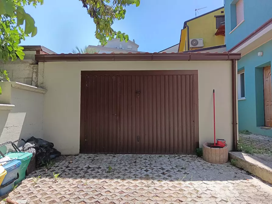 Immagine 3 di Casa indipendente in vendita  a Chieti