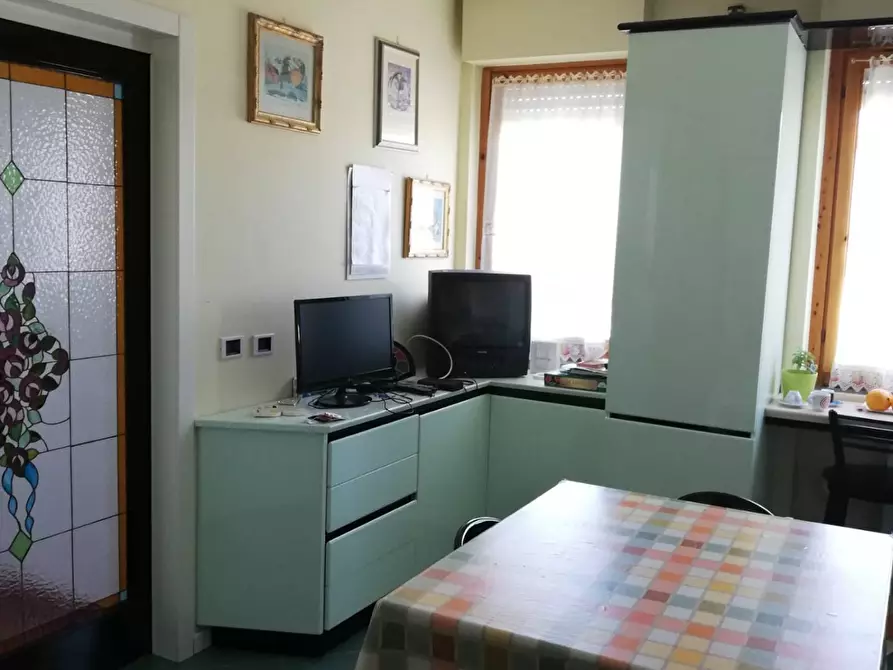 Immagine 5 di Appartamento in vendita  in via dei frentani 102 a Chieti