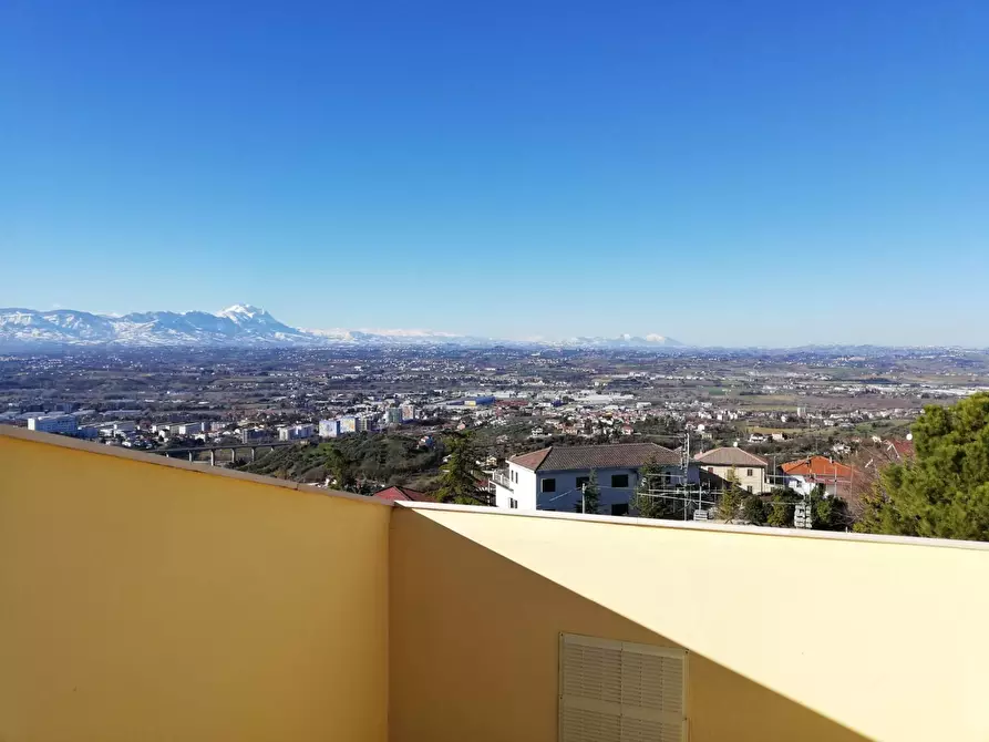 Immagine 47 di Appartamento in vendita  in via dei frentani 102 a Chieti