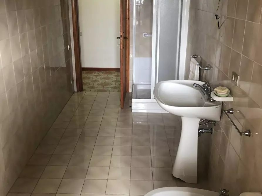 Immagine 13 di Appartamento in vendita  a Montespertoli