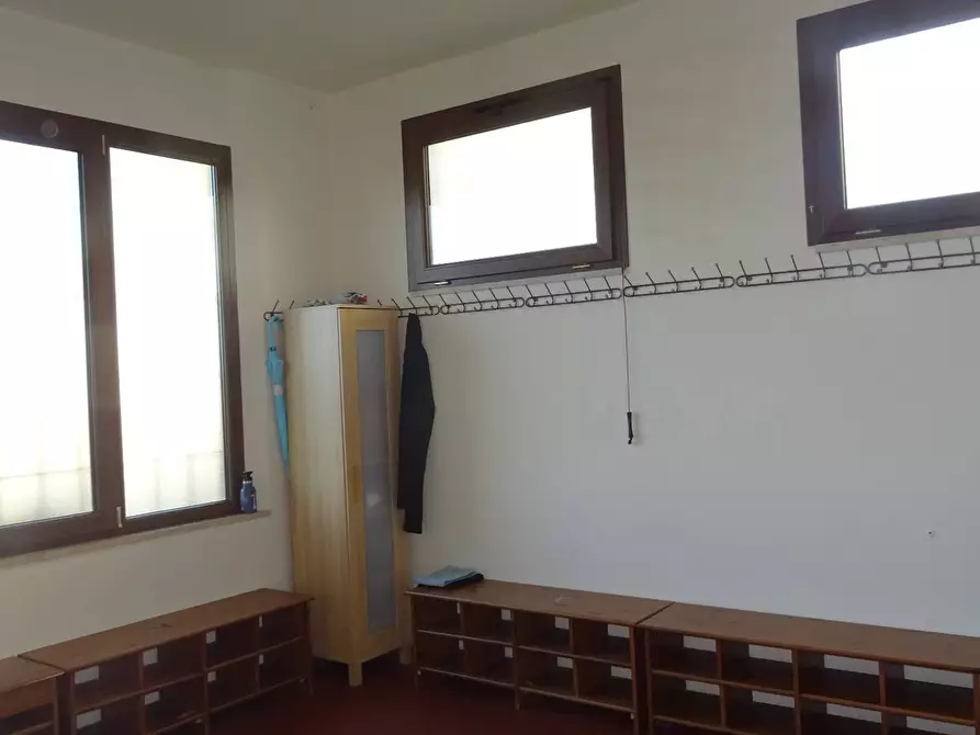 Immagine 11 di Magazzino   a Montespertoli