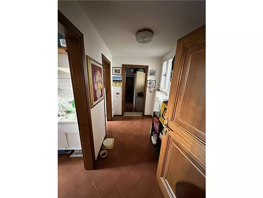 Immagine 29 di Villa in vendita  a Montespertoli