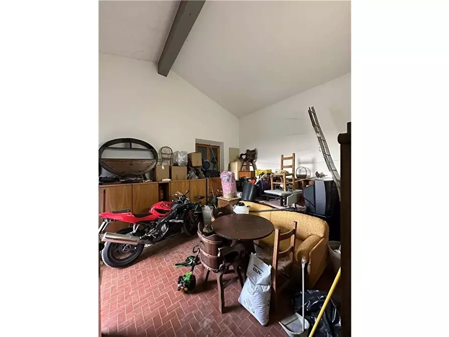 Immagine 37 di Villa in vendita  a Montespertoli