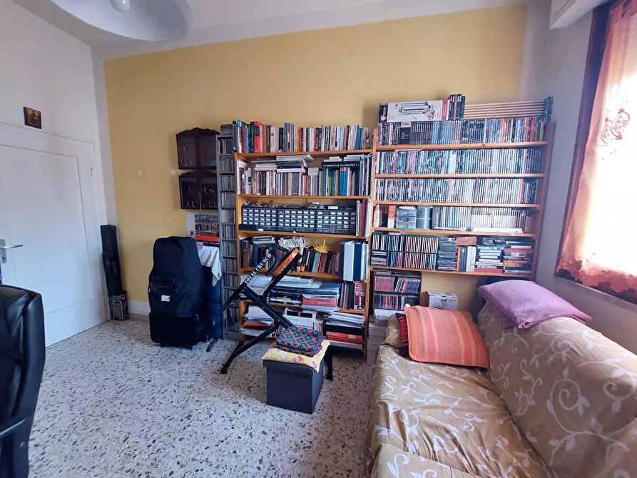 Immagine 13 di Appartamento in vendita  a Montelupo Fiorentino