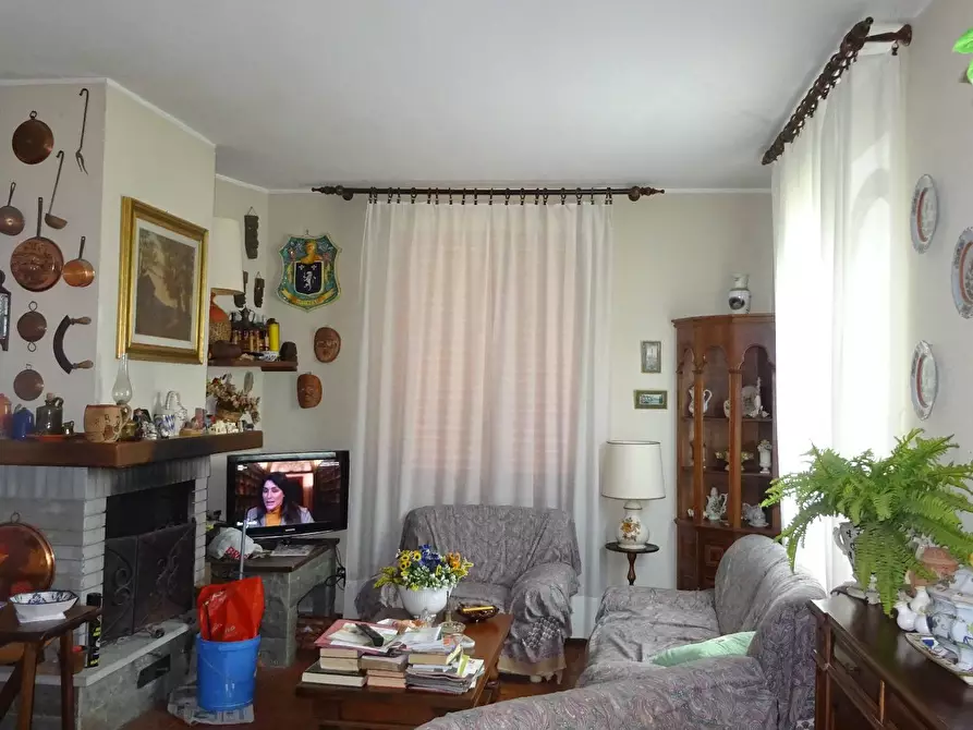 Immagine 11 di Villa in vendita  a Montespertoli