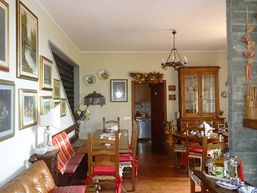 Immagine 12 di Villa in vendita  a Montespertoli