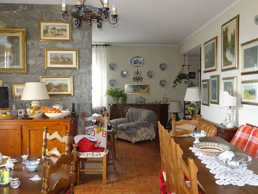 Immagine 14 di Villa in vendita  a Montespertoli