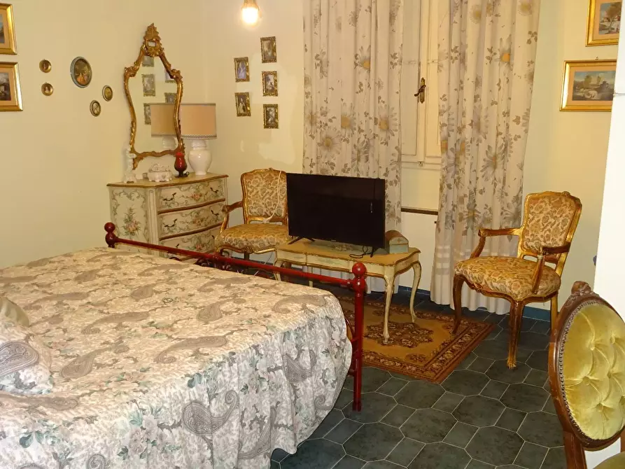 Immagine 19 di Villa in vendita  a Montespertoli