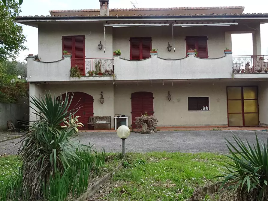 Immagine 34 di Villa in vendita  a Montespertoli