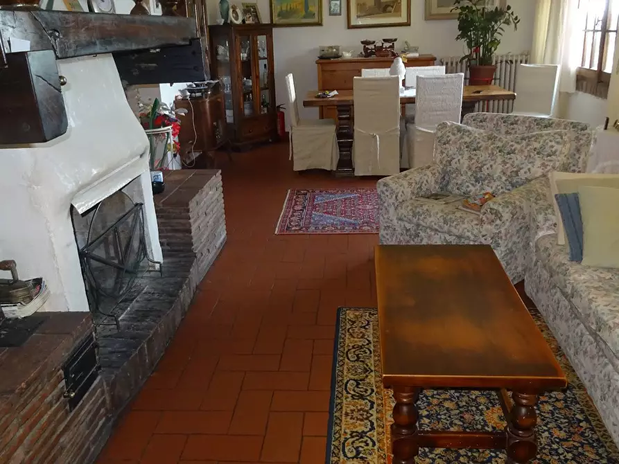 Immagine 32 di Villa in vendita  a Montespertoli