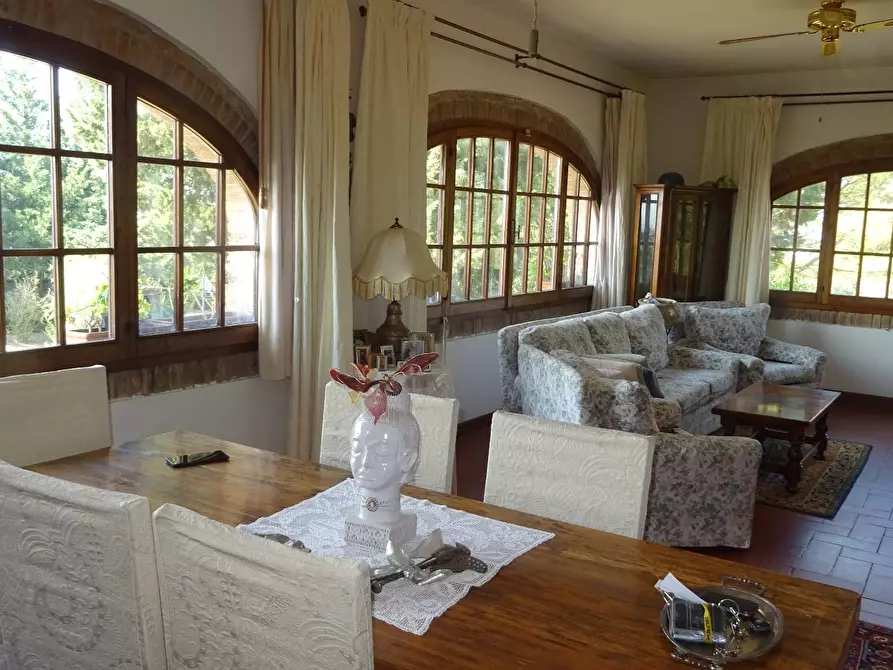 Immagine 34 di Villa in vendita  a Montespertoli