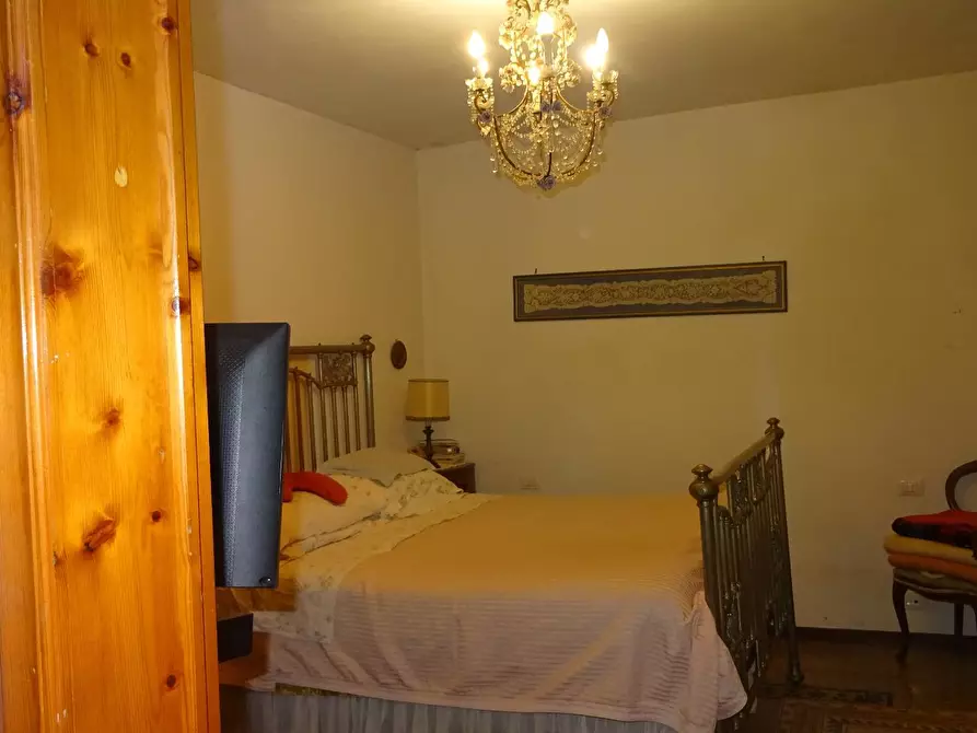 Immagine 9 di Villa in vendita  a Montespertoli