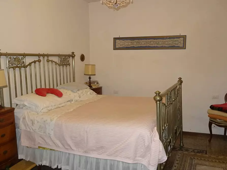 Immagine 23 di Villa in vendita  a Montespertoli