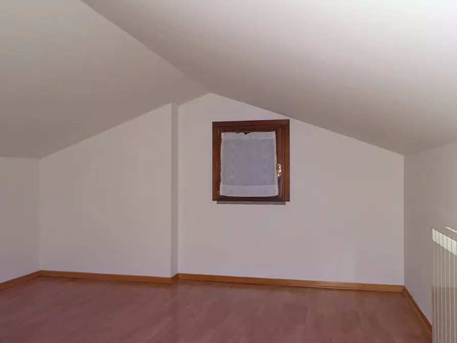 Immagine 16 di Appartamento in vendita  a Montespertoli