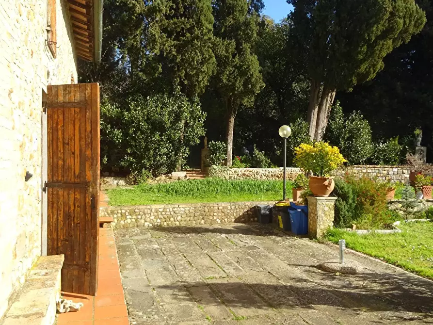 Immagine 34 di Villa in vendita  a Montespertoli