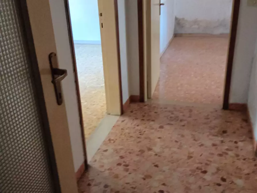 Immagine 9 di Appartamento in vendita  a Montespertoli