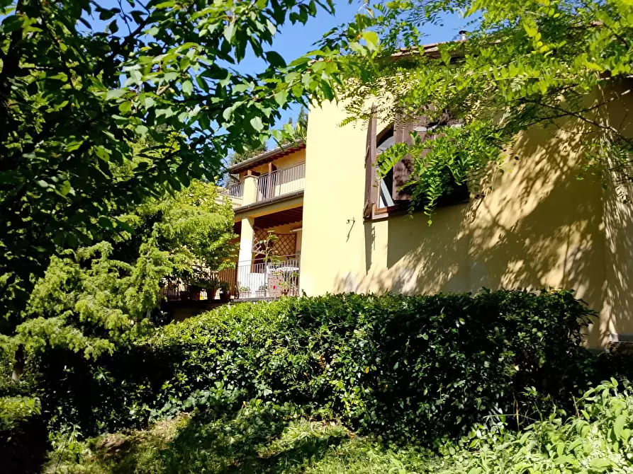 Immagine 5 di Villa in vendita  a Montespertoli