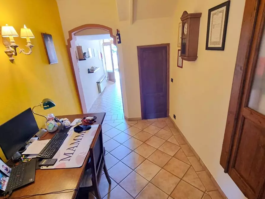 Immagine 8 di Appartamento in vendita  a Montespertoli