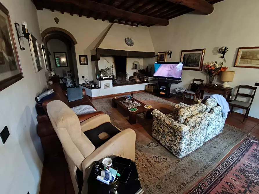 Immagine 57 di Villa in vendita  a Montespertoli