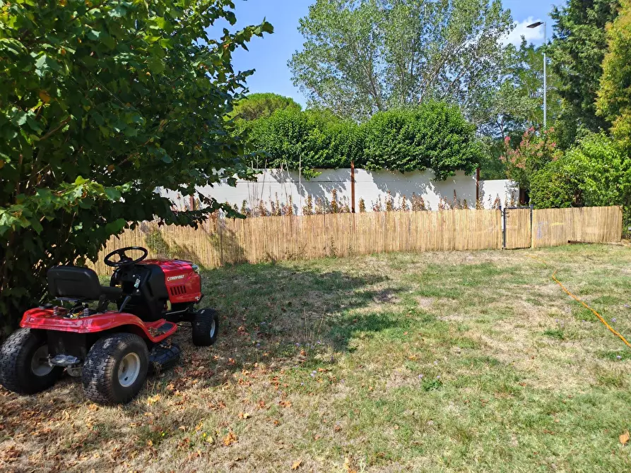 Immagine 22 di Villa in vendita  a Montespertoli