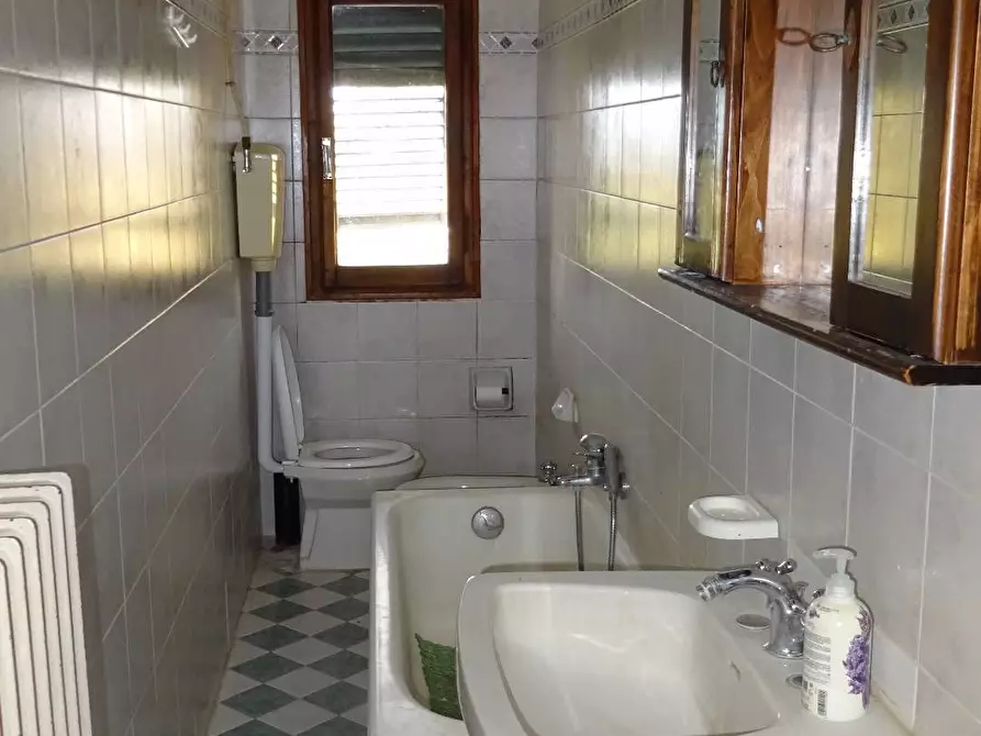 Immagine 13 di Appartamento in vendita  a Montespertoli