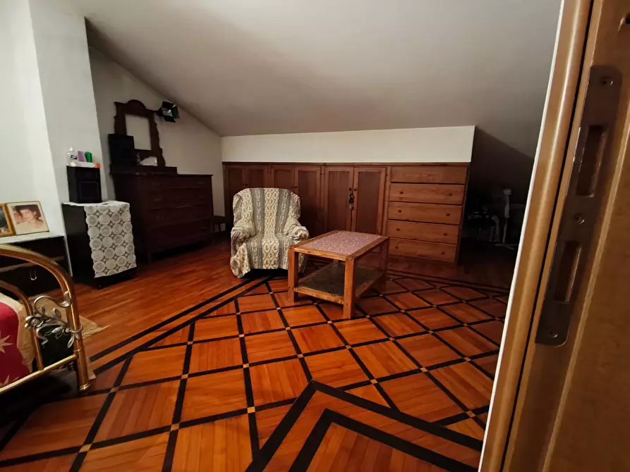 Immagine 34 di Villetta a schiera in vendita  a Montespertoli