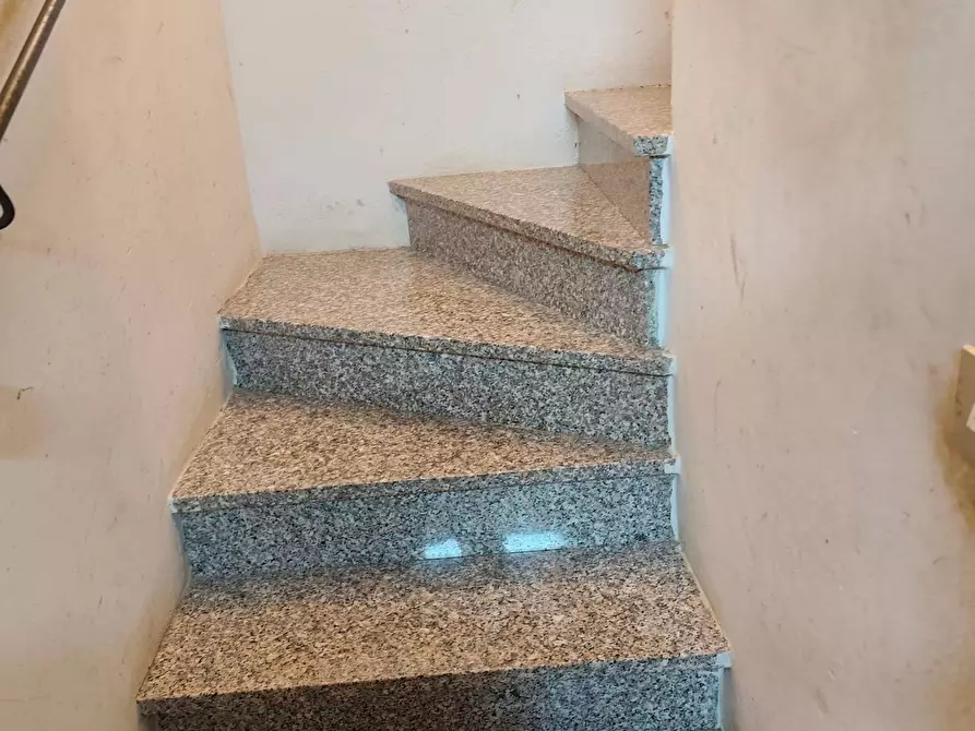 Immagine 42 di Villetta a schiera in vendita  a Montespertoli