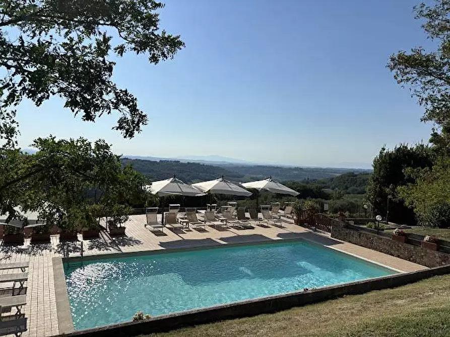 Immagine 6 di Agriturismo in vendita  a Montespertoli