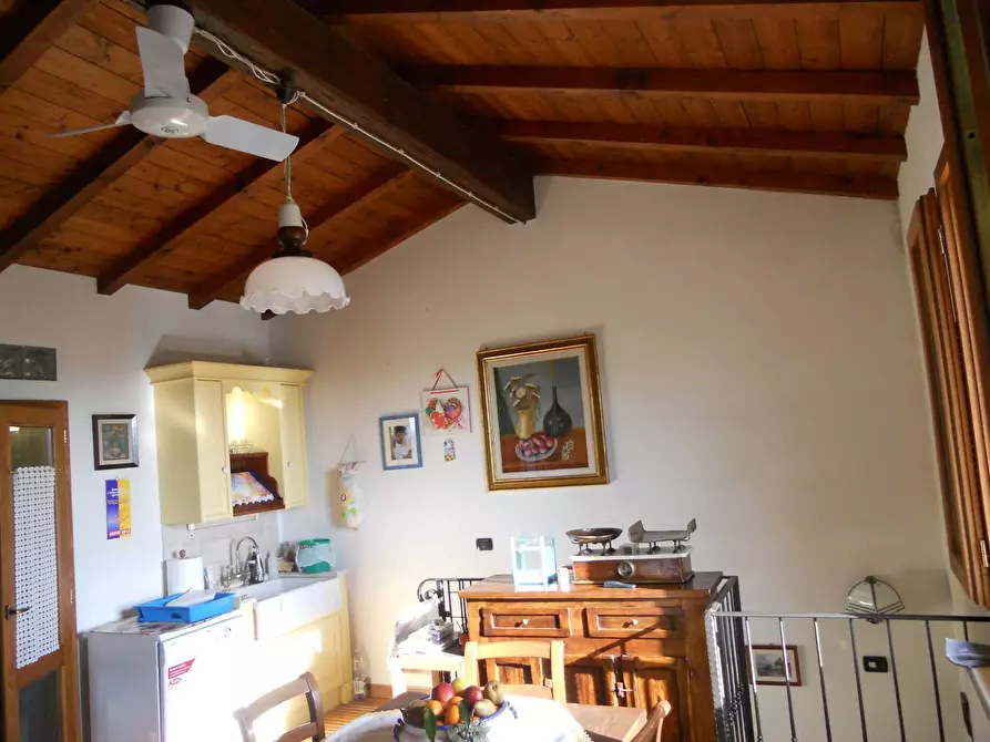 Immagine 3 di Villa in vendita  a Montespertoli