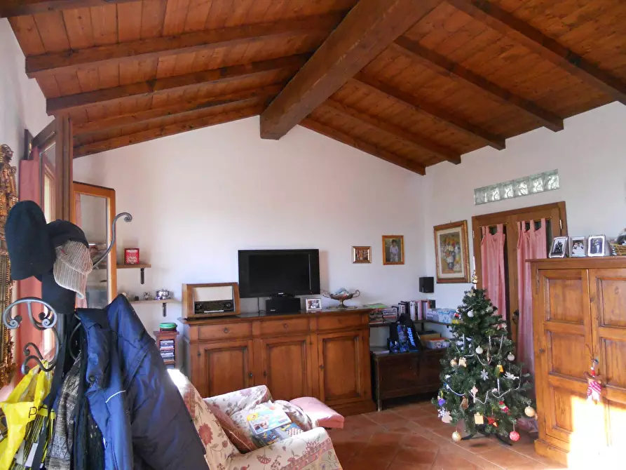 Immagine 7 di Villa in vendita  a Montespertoli