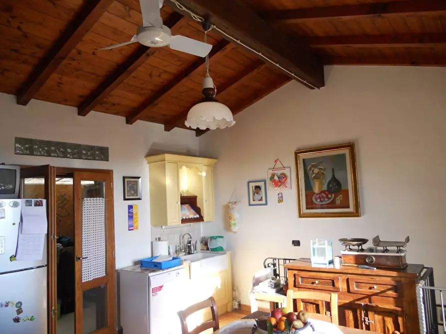 Immagine 11 di Villa in vendita  a Montespertoli