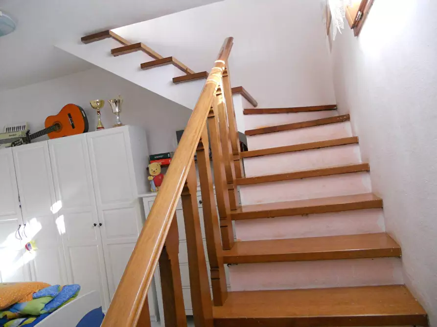 Immagine 12 di Villa in vendita  a Montespertoli