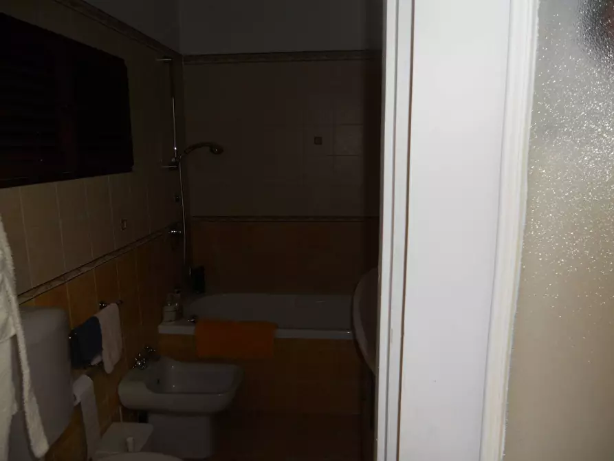 Immagine 15 di Villa in vendita  a Montespertoli