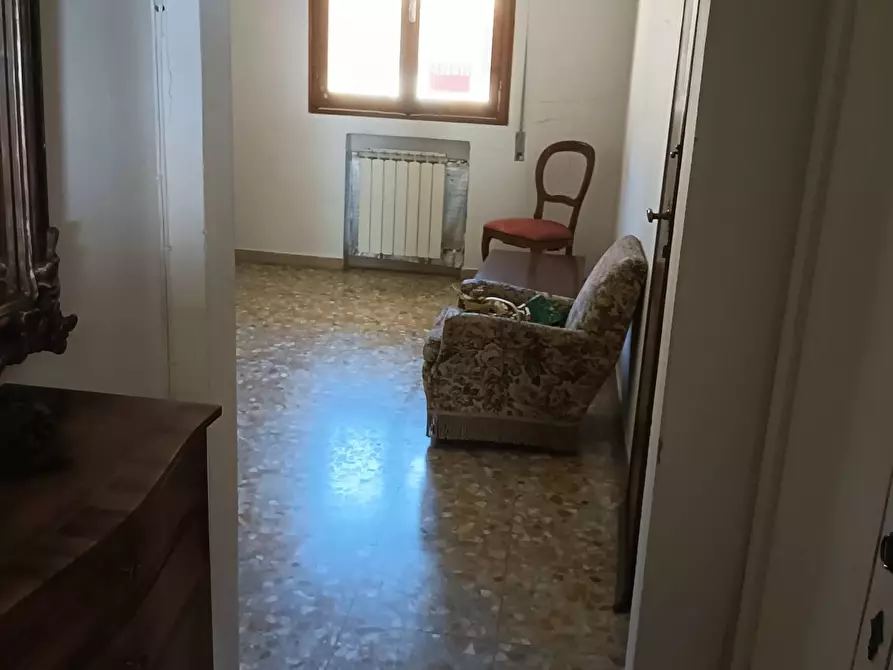 Immagine 2 di Appartamento in vendita  a Montespertoli