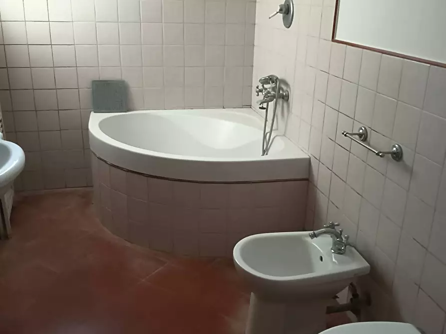 Immagine 2 di Appartamento in vendita  a Montespertoli