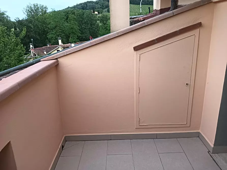 Immagine 11 di Villetta a schiera in vendita  a Montespertoli