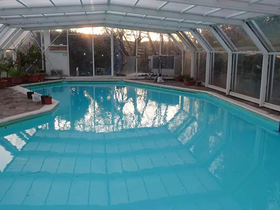 Immagine 27 di Villa in vendita  a Montespertoli