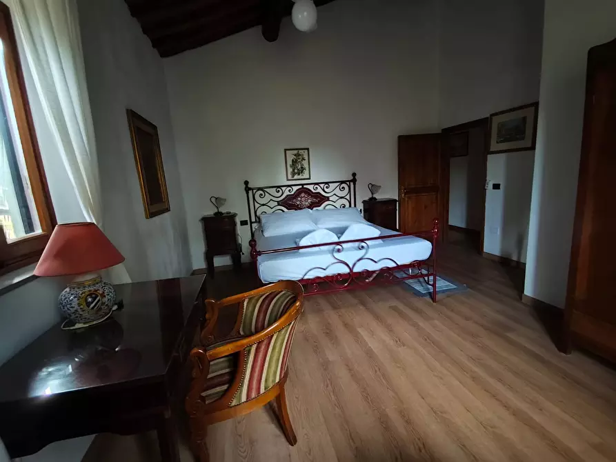 Immagine 14 di Villa in vendita  a Montespertoli